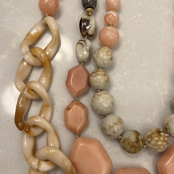 Anthropologie afterglow layered resin necklace - Picture 3 of 3